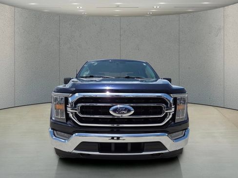 Used 2022 Ford F150 XLT w/ Equipment Group 302A High AWD/4WD image 11