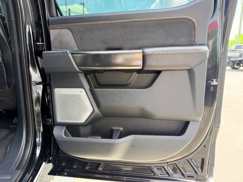 Used 2023 Ford F450 Platinum w/ FX4 Off-Road Package AWD/4WD image 39