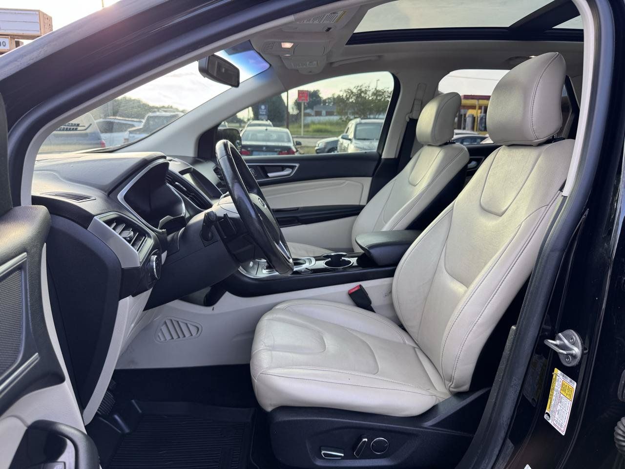 Used 2017 Ford Edge Titanium w/ Canadian Touring Package AWD/4WD image 10
