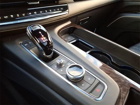 Certified 2023 Cadillac Escalade Premium Luxury Platinum image 27