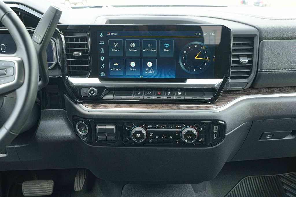 Used 2025 Chevrolet Silverado 2500 LT w/ Convenience Package AWD/4WD image 30
