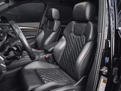 Used 2018 Audi SQ5 Premium Plus w/ Navigation Package AWD/4WD image 39