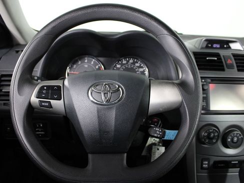 Used 2013 Toyota Corolla S image 22