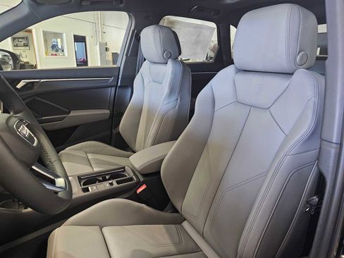 New 2025 Audi Q3 2.0T Premium image 21