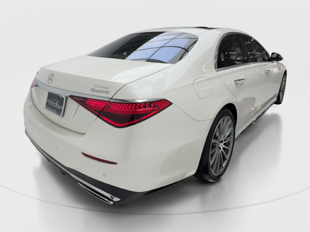 Used 2022 Mercedes-Benz S 500 4MATIC w/ AMG Line Package image 8