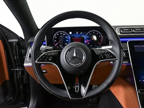 New 2026 Mercedes-Benz S 580 4MATIC Sedan image 2