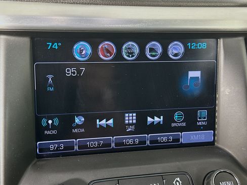 Used 2018 GMC Acadia SLT w/ LPO, Cargo Package FWD image 21
