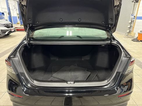Used 2023 Honda Accord LX image 11