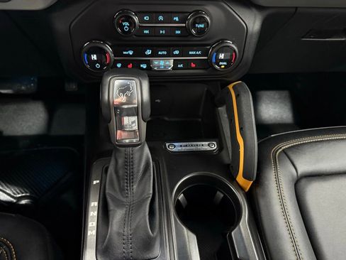 Used 2023 Ford Bronco Badlands w/ Sasquatch Package image 40