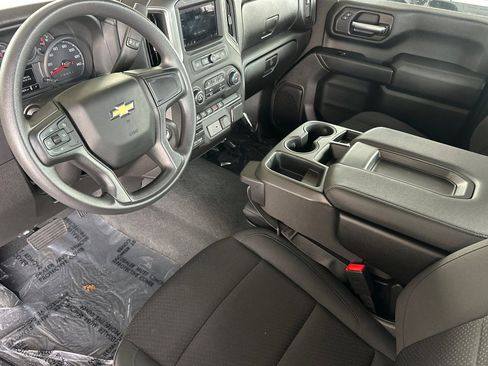 Used 2025 Chevrolet Silverado 2500 W/T w/ WT/CX Safety Package image 11