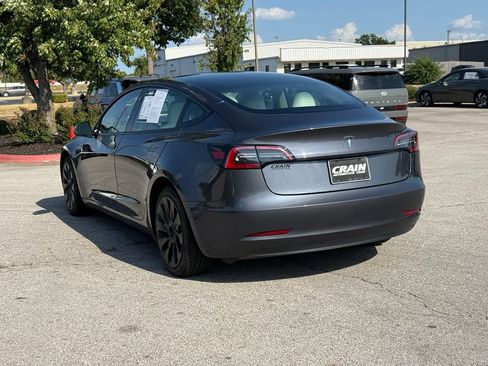 Used 2023 Tesla Model 3 Standard Range RWD image 5