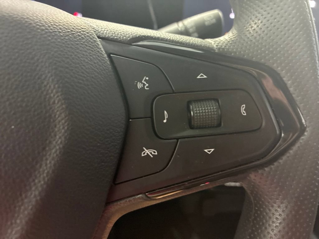 Used 2026 Chevrolet Trax LT FWD image 22