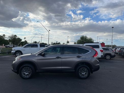 Used 2012 Honda CR-V LX image 2