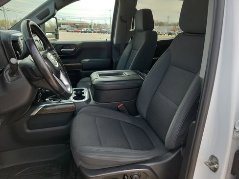 Used 2020 GMC Sierra 1500 Elevation w/ Elevation Value Package AWD/4WD image 14