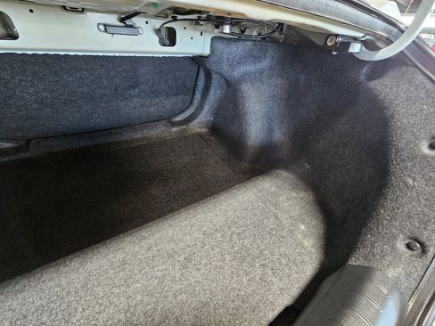 Used 2021 Honda Civic EX-L image 21