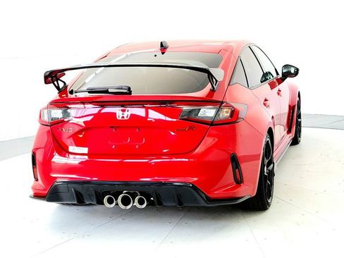 Used 2025 Honda Civic Type R image 5
