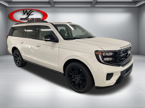 New 2027 Ford Expedition Max Platinum AWD/4WD image 3