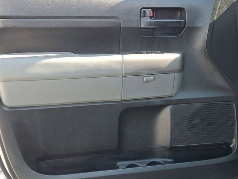 Used 2013 Toyota Tundra Grade w/ Tow Pkg image 13