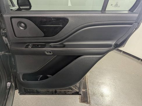 Used 2021 Lincoln Aviator Reserve w/ Equipment Group 208A image 19