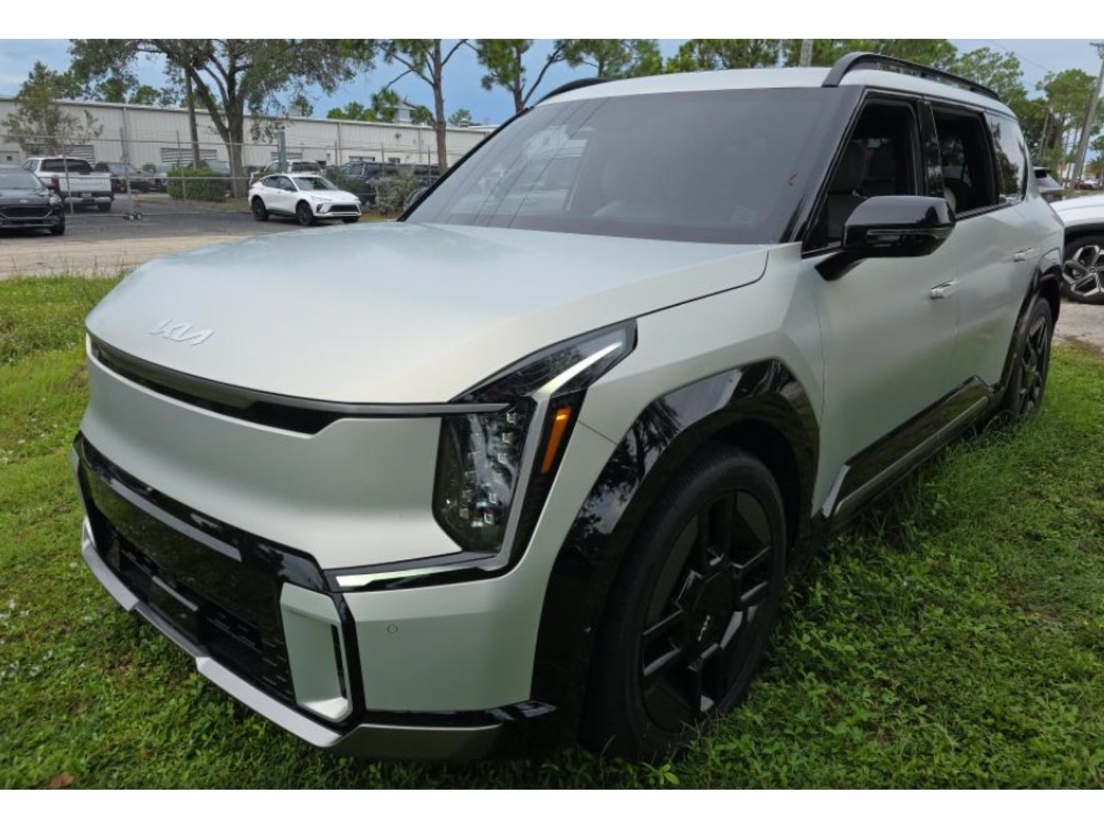 Used 2024 Kia EV9 GT-Line AWD/4WD image 1