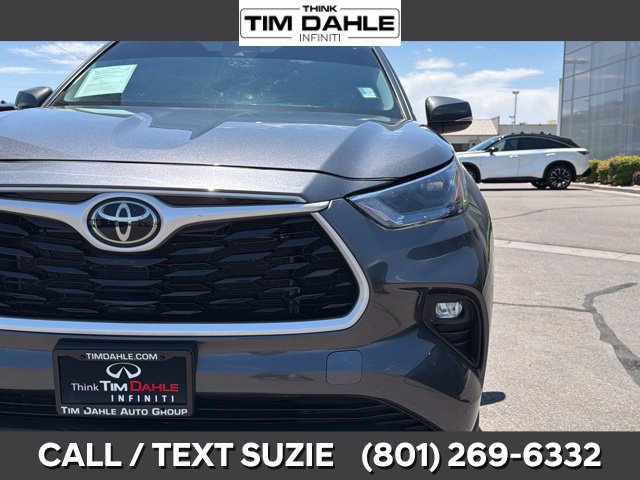 Used 2023 Toyota Highlander XLE AWD/4WD image 5
