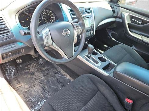 Used 2015 Nissan Altima 2.5 S w/ Power Driver Seat Package FWD image 9