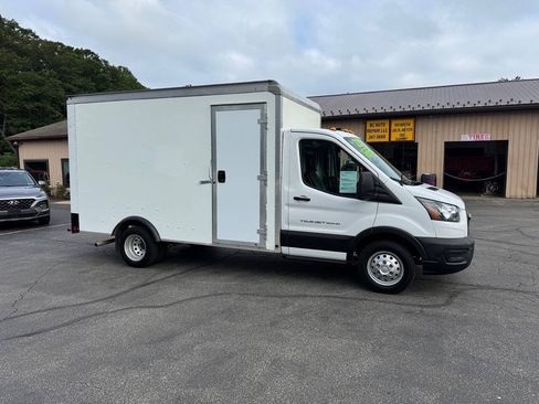 Used 2023 Ford Transit 350 DRW RWD image 2