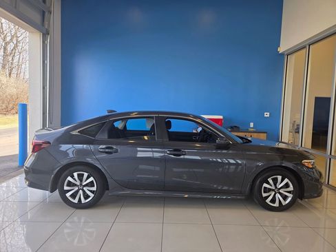 Certified 2025 Honda Civic LX image 5