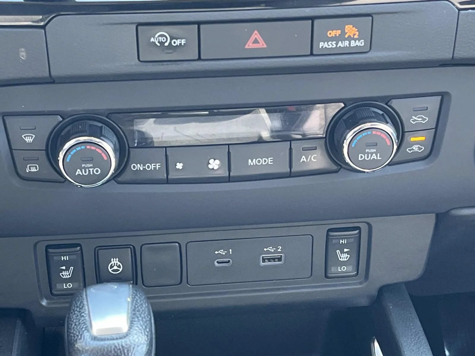 Used 2024 Nissan Frontier SV RWD image 15