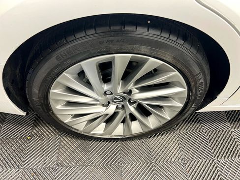 Used 2022 Lexus ES 350 Ultra Luxury image 40