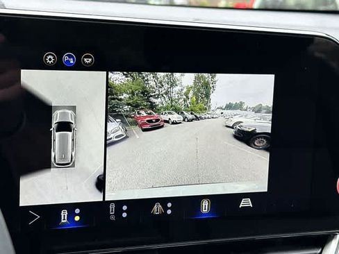 Used 2025 Chevrolet Equinox LT w/ Convenience Package II AWD/4WD image 14