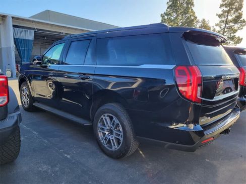 Used 2025 Ford Expedition Max Active image 4