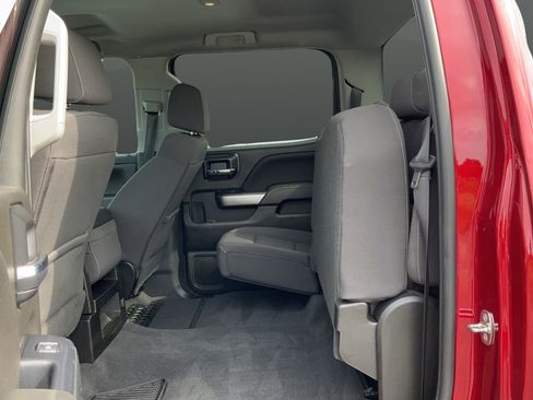 Used 2018 Chevrolet Silverado 1500 LT w/ All Star Edition AWD/4WD image 26