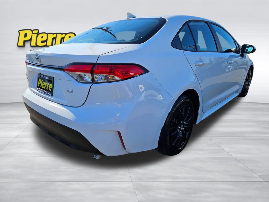Used 2023 Toyota Corolla LE FWD image 5