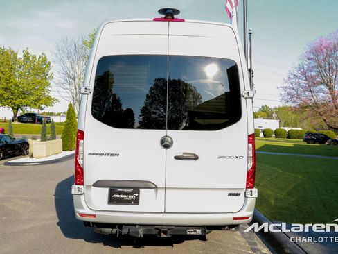Used 2021 Mercedes-Benz Sprinter 3500 image 7
