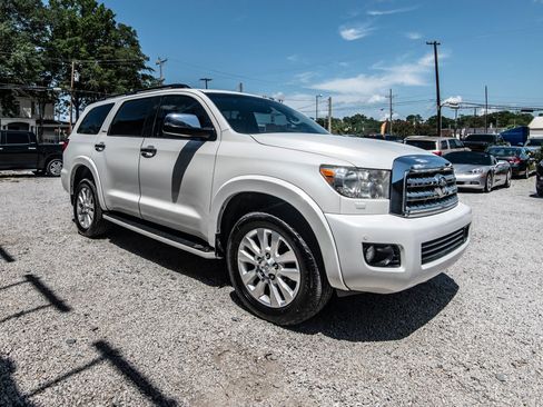 Used 2014 Toyota Sequoia Platinum AWD/4WD image 15