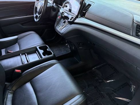 Certified 2024 Honda Odyssey EX-L image 21
