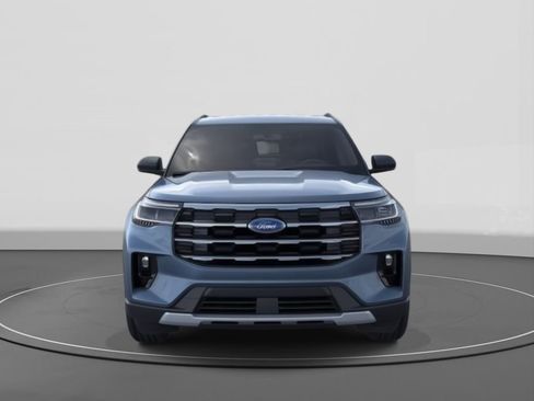 New 2025 Ford Explorer Active w/ Active Comfort Package image 6