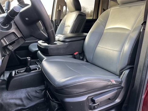 Used 2020 RAM 3500 Tradesman w/ Chrome Appearance Group image 31