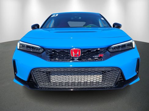 Used 2023 Honda Civic Type R image 2