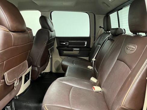 Used 2014 RAM 2500 Longhorn w/ Convenience Group AWD/4WD image 45