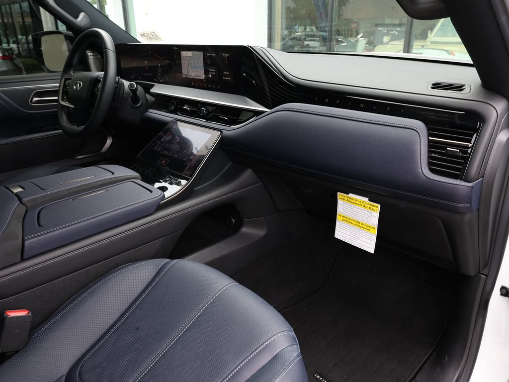 Certified 2026 INFINITI QX80 4WD w/ Sport Exterior Package image 26