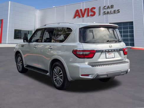 Used 2024 Nissan Armada SL image 9