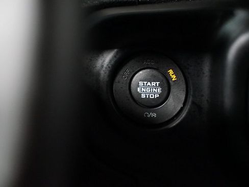 Used 2020 Jeep Wrangler Unlimited Sport S AWD/4WD image 23