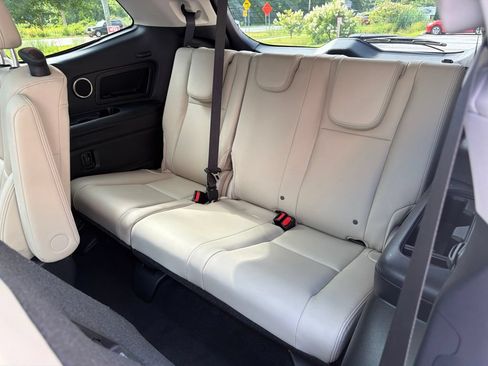 Used 2019 Subaru Ascent Limited AWD/4WD image 23
