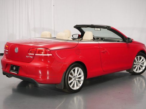 Used 2013 Volkswagen Eos Komfort FWD image 16