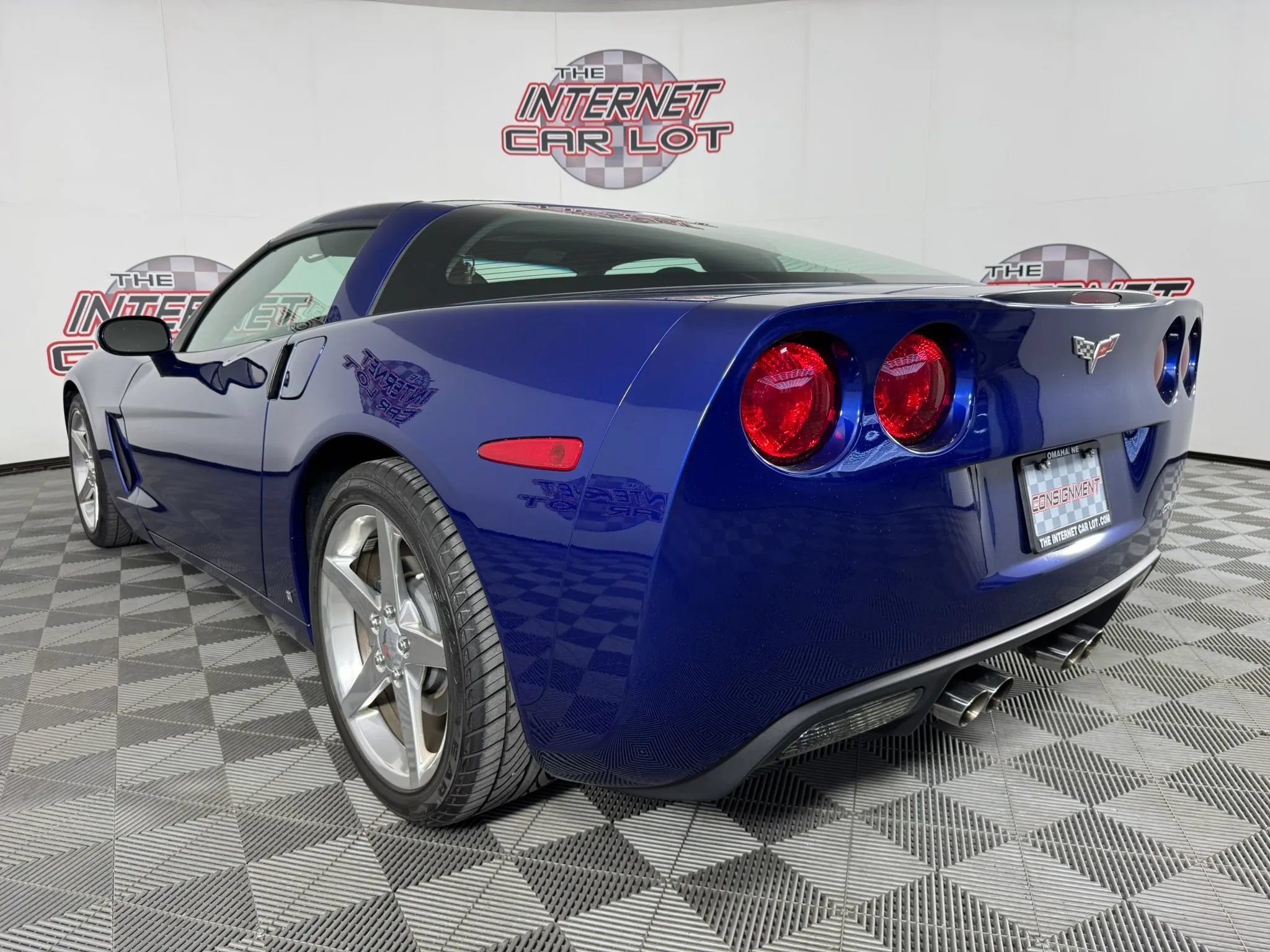 Used 2006 Chevrolet Corvette Coupe w/ Preferred Equipment Group RWD image 18