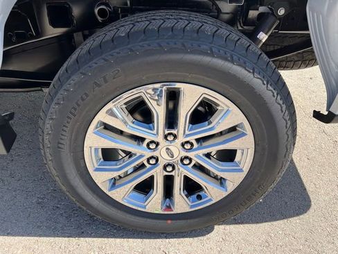 New 2025 Ford F150 Lariat w/ Equipment Group 501A Mid image 5