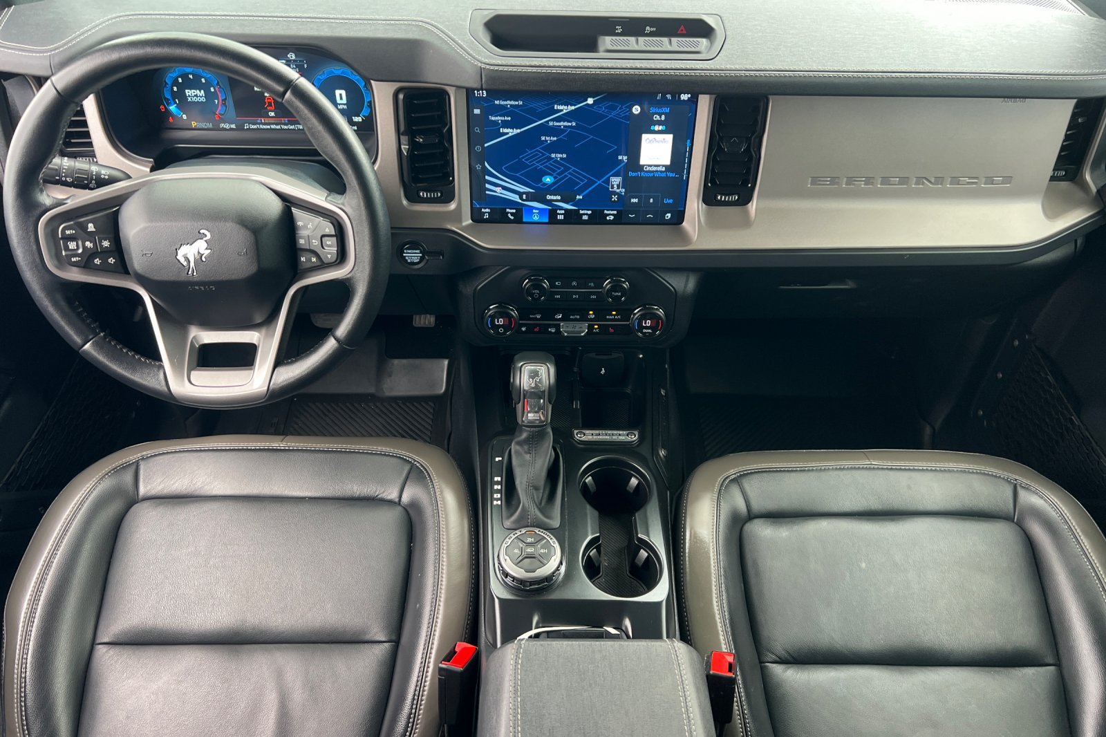 Used 2025 Ford Bronco Outer Banks AWD/4WD image 10