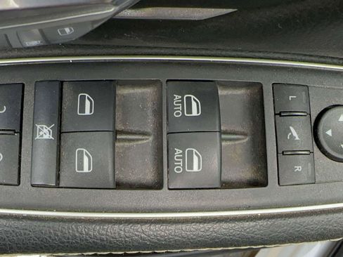 Used 2022 RAM 1500 Laramie image 13